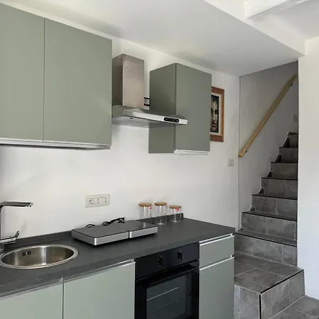 Apartment - The V Collection