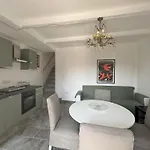 Apartment - The V Collection *