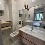 Apartment - The V Collection *